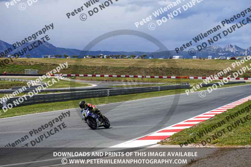 cadwell no limits trackday;cadwell park;cadwell park photographs;cadwell trackday photographs;enduro digital images;event digital images;eventdigitalimages;navarra;no limits trackdays;peter wileman photography;racing digital images;trackday digital images;trackday photos